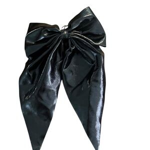 4” Neoprene clip on hair bows - metallic black